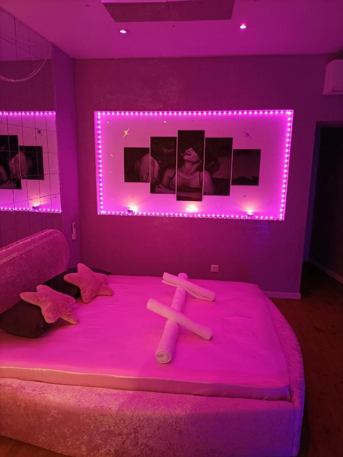 L'Instant Romance : Le Glamour Castelnaudary Esterno foto