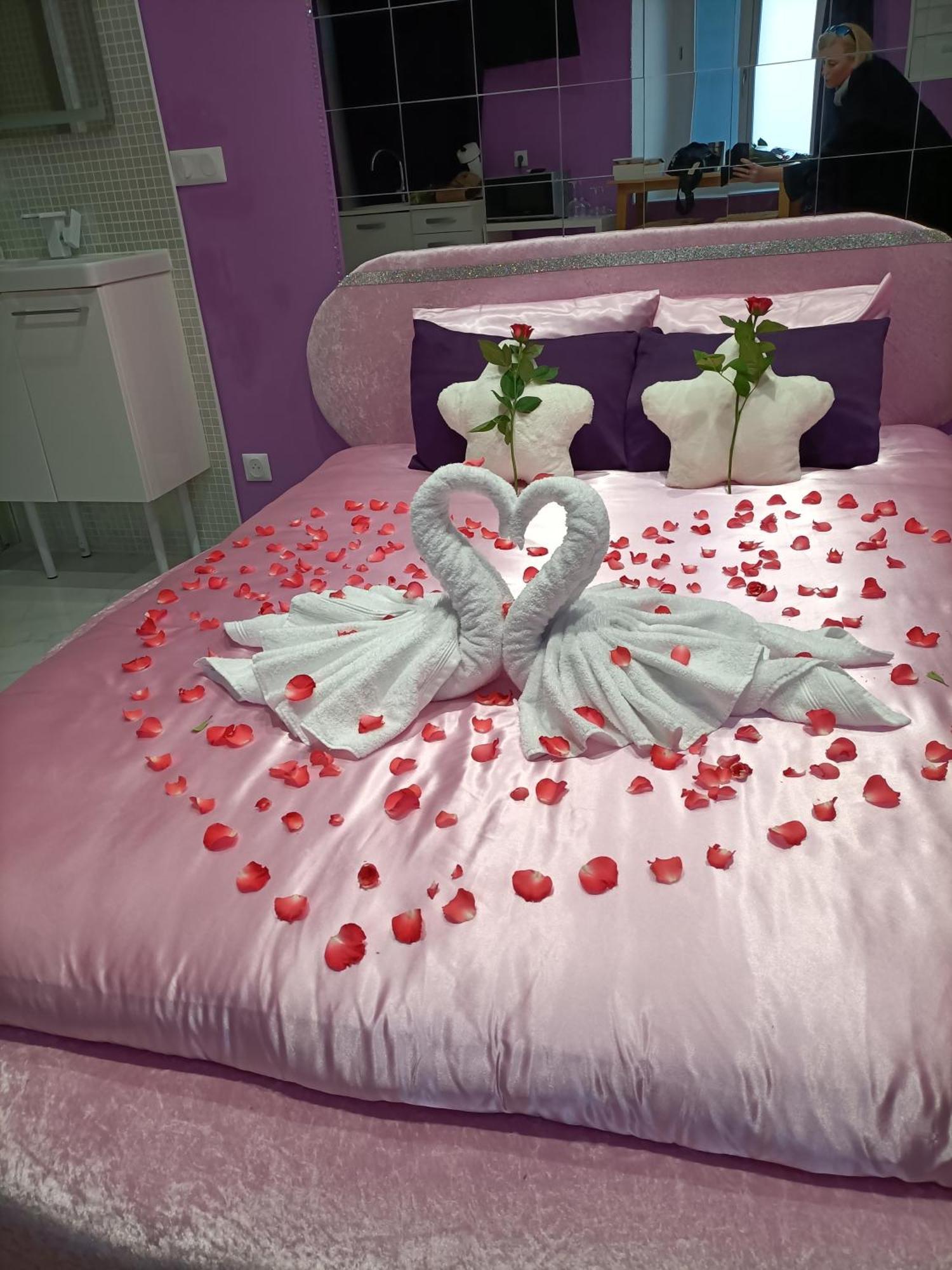 L'Instant Romance : Le Glamour Castelnaudary Esterno foto